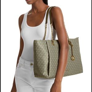 Michael Kors Georgia LG Top Zip Tote - safari green